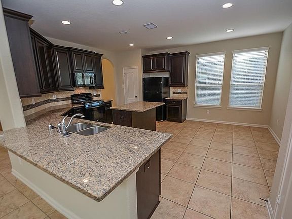 5th image of 26814 Harmony Shores Dr