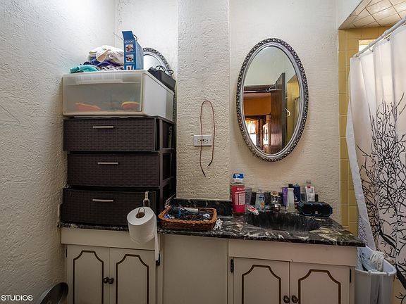 5th image of 5043 W Ainslie St