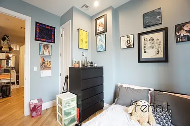 Rented by Rennit Inc.