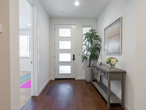 4th image of 5401 Gracen Way