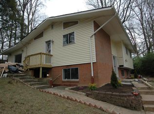 7719 Glenister Dr, Springfield, VA 22152