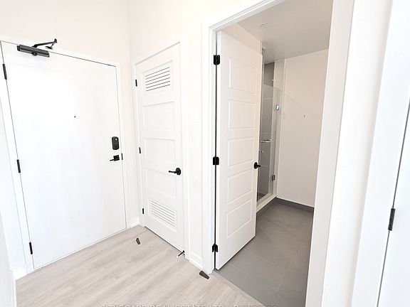 5th image of 415 Sea Ray Ave #418
