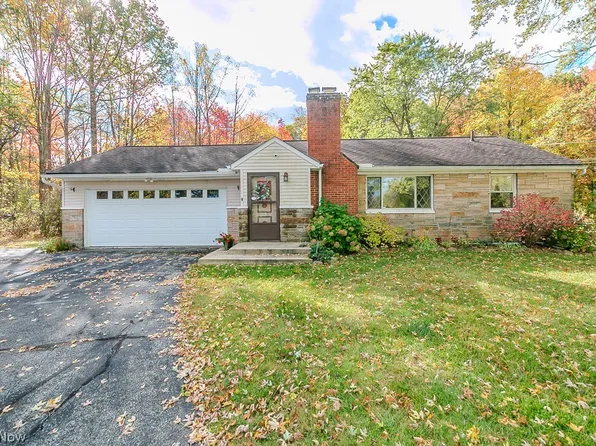 36280 Eddy Rd, Willoughby Hills, OH 44094
