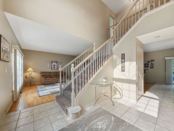 3rd image of 1493 Harmony Dr