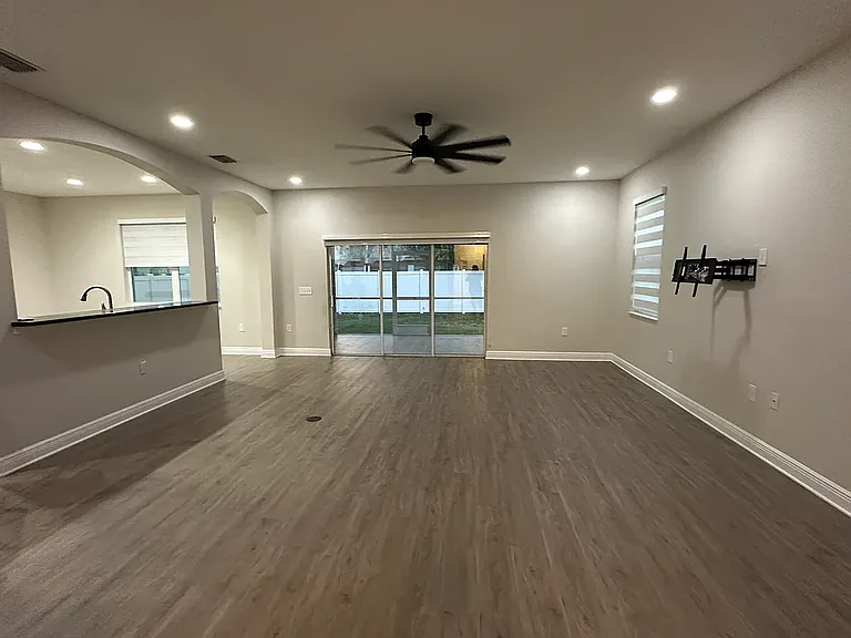 3330 W Palmetto St — Photo 6