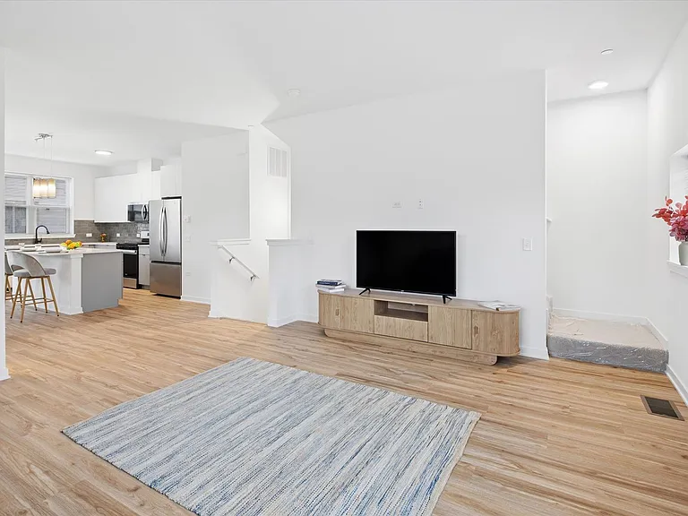 Waverly Creek Townhomes — Photo 16