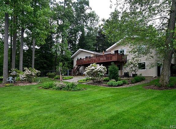 3rd image of 20 Woodhaven Dr