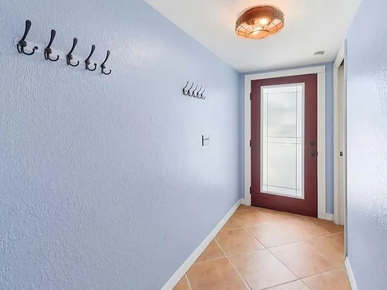 9438 Tara Cay Ct — Photo 13