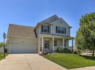 19827 E Westplains Rd, Gretna, NE 68028