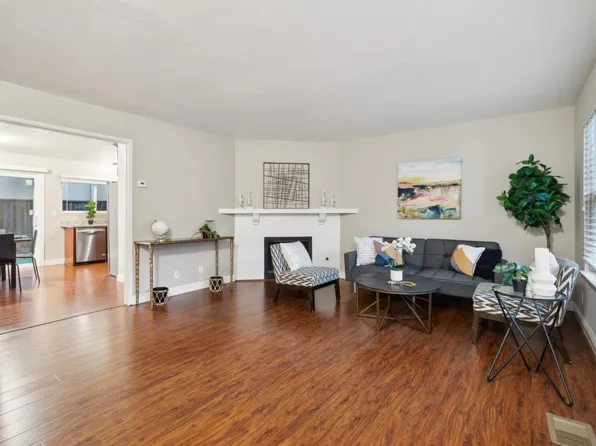 470 N Winchester Blvd APT 202, Santa Clara, CA 95050