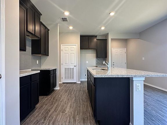 3rd image of 4217 Lorisa Dr