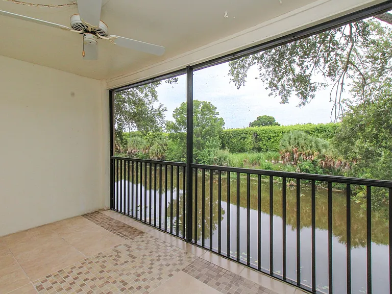 729 Palm View Dr #D4 — Photo 14