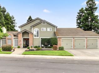 9220 Cupertino Dr, Elk Grove, CA 95624