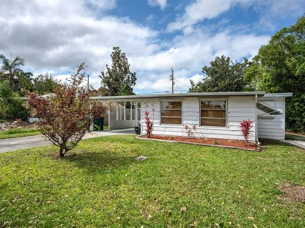 10275 117th Dr, Largo, FL 33773