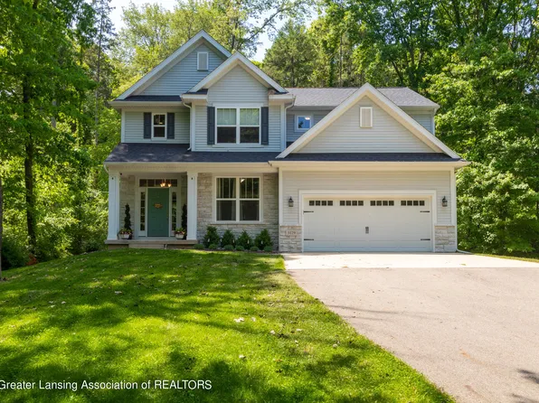 3129 Pawapi Ln E, Williamston, MI 48895