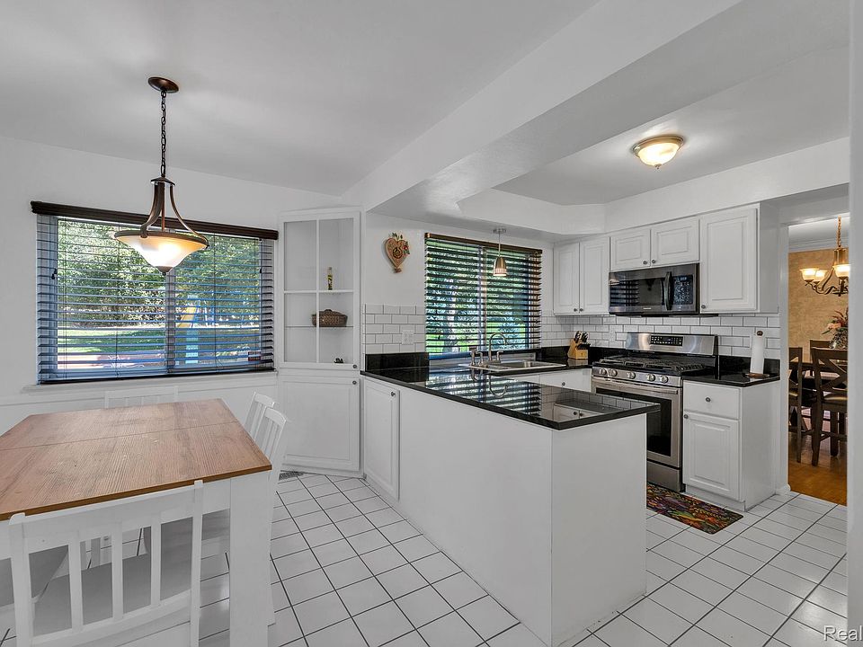 31234 Carriage Hill Rd, photo 19
