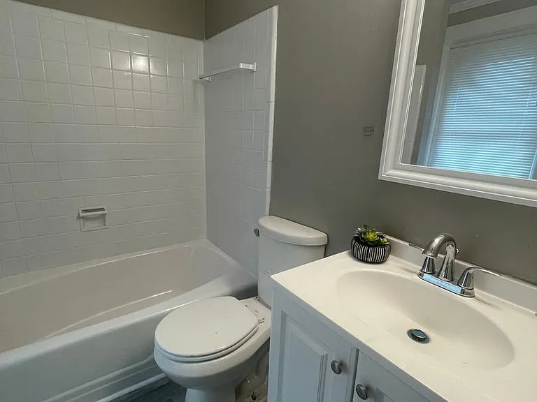 1114 S Aspen St — Photo 16