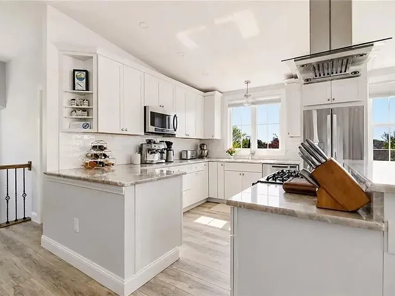 419 Broadway St #5 — Photo 11