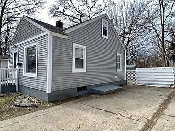 2913 Lemuel St, Muskegon Heights, MI 49444