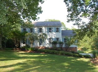 10920 Wood Hollow Dr, Chardon, OH