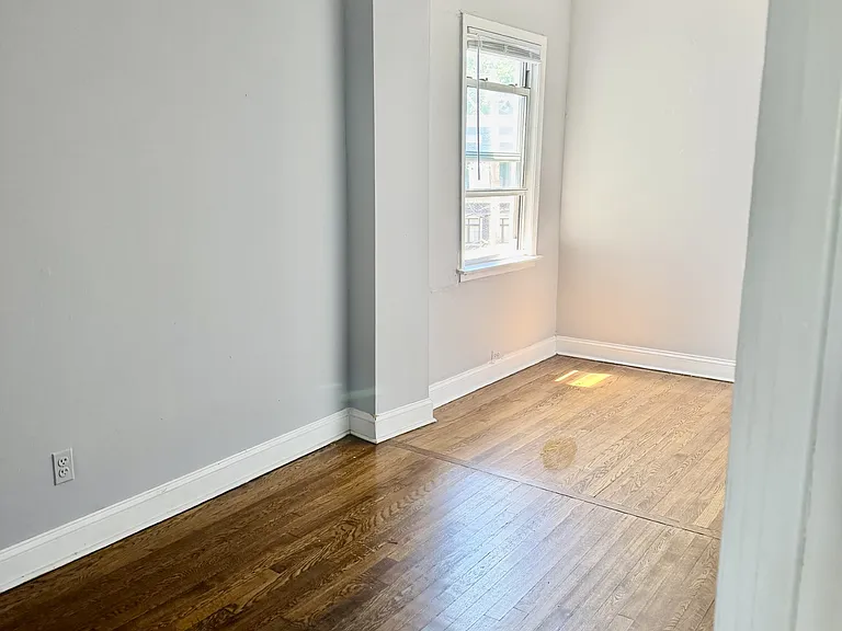 5964 N Paulina St #2 — Photo 11