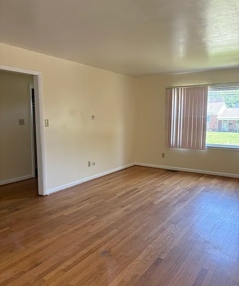 324 Shoreline Dr — Photo 22