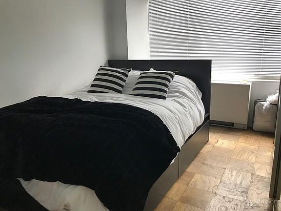 4th image of 245 E 63rd St APT 1628
