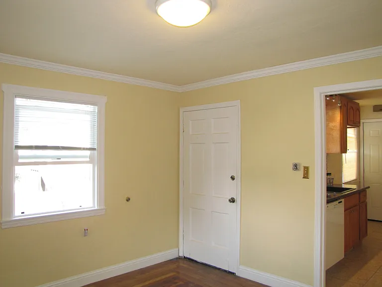 1051 Park Ave #3 — Photo 9