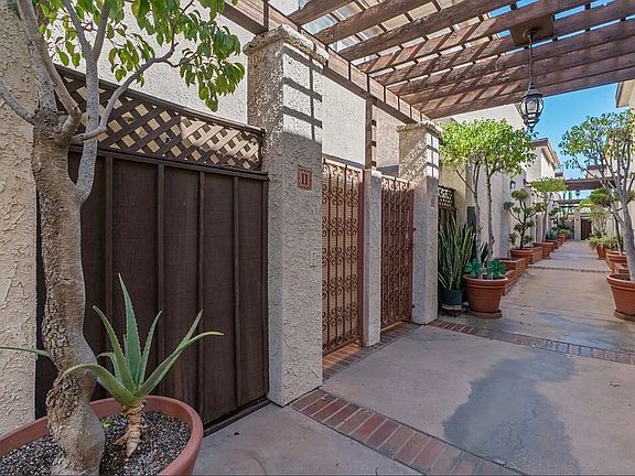 2nd image of 9210 Van Nuys Blvd Unit 9