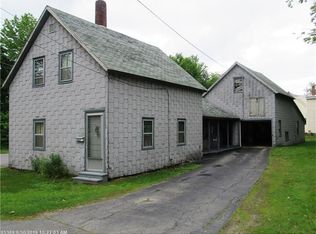 15 Avore St, Skowhegan, ME 04976