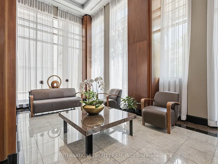 628 Fleet St #711 — Photo 36