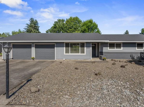 2157 N Country Club Dr, Canby, OR 97013