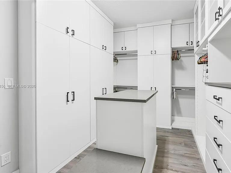 8645 NW 39th Ct — Photo 18