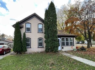 701 Broad St, Menasha, WI 54952