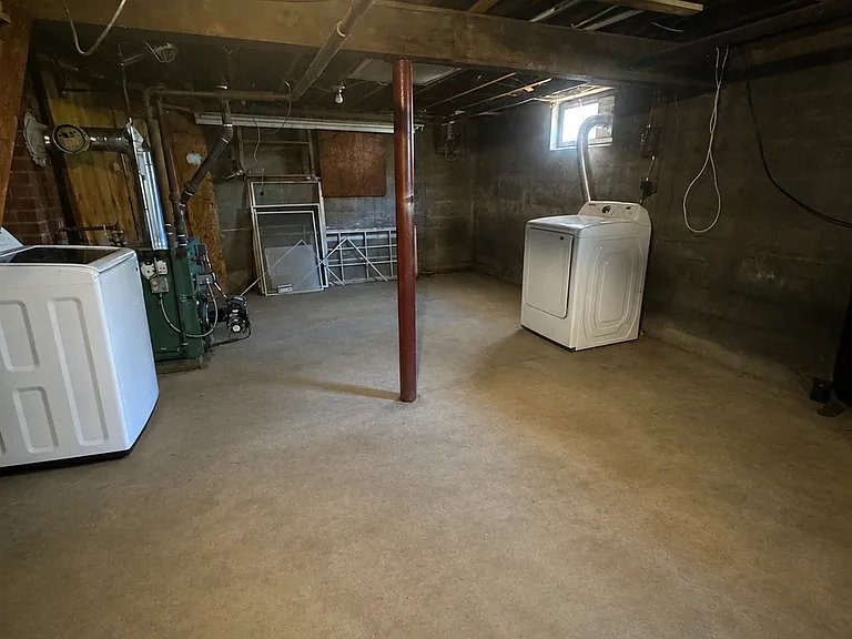 93 E Main St #93 — Photo 11