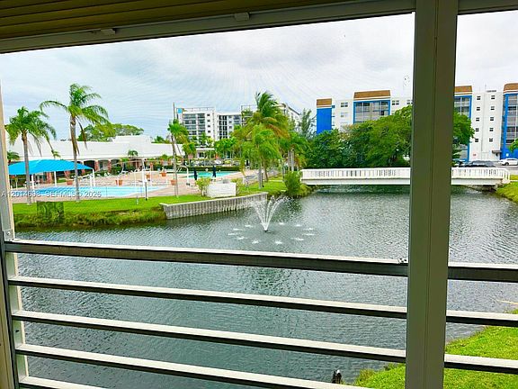 5th image of 505 E Dania Beach Blvd #4-3J