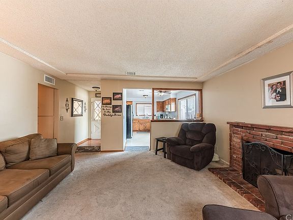 5th image of 11101 Edderton Ave