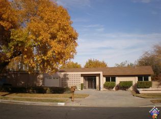 39768 Country Club Dr, Palmdale, CA 93551