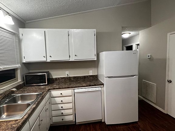 kitchen with dishwasher.