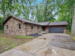 18304 Cypress Dr, South Bend, IN 46637