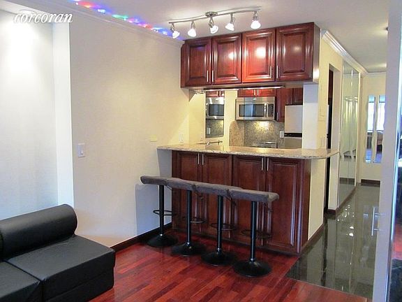 2nd image of 350 W 50th St APT 3II