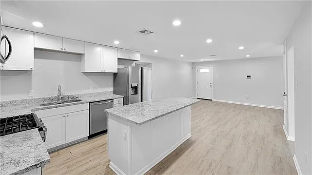 1706 Stafford St — Photo 3