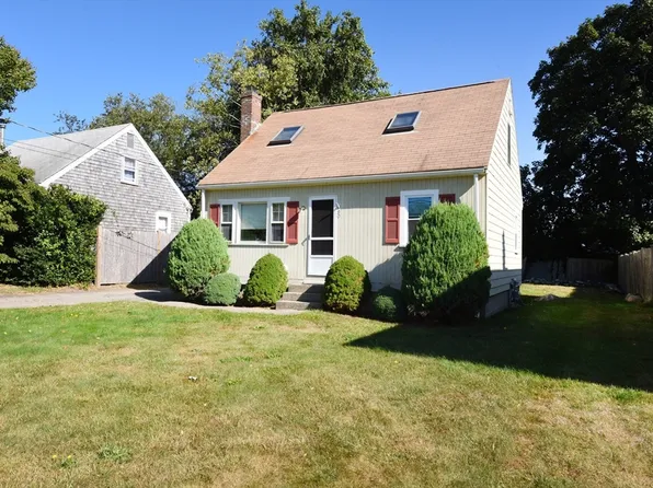 90 Colonial Rd, Marshfield, MA 02050