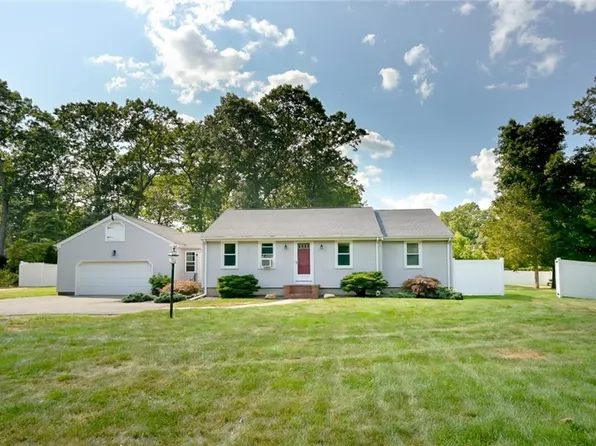 1 Thomas Dr, Lincoln, RI 02865