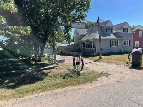 218 W Mariel St, Bladen, NE 68928