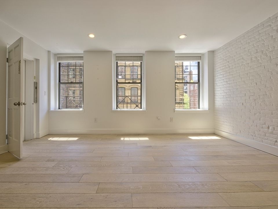 1st image of 147 Duane St #2A