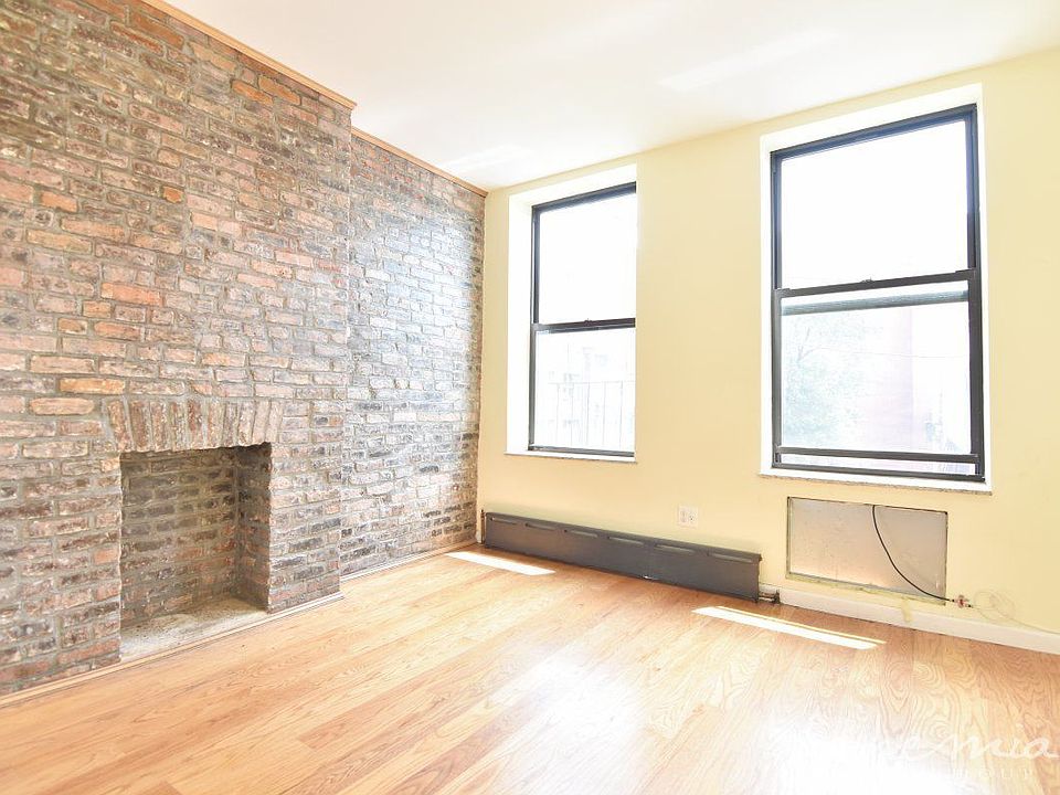 1st image of 2028 2nd Ave APT 4N