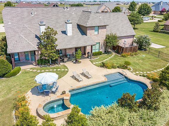 3rd image of 13276 Clearview Dr