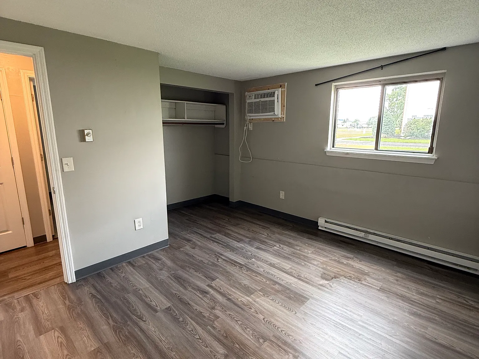 2 bed, 750 sqft, $1,125 — Photo 3