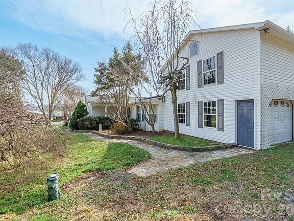 3rd image of 2991 Sam Houser Rd